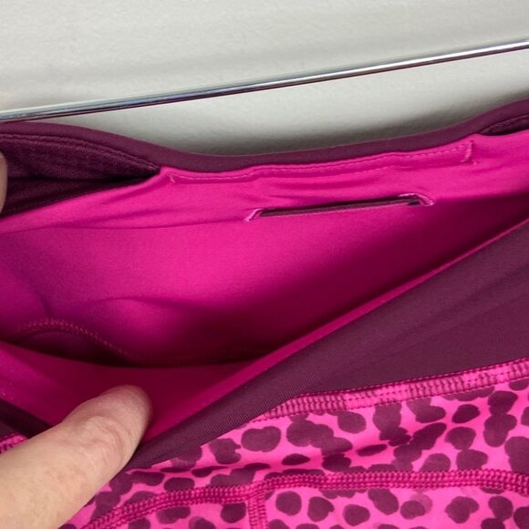 Lululemon Run Top Speed Jewelled Magenta Crop Size 4 Purple High Rise Pants Fit - Picture 7 of 11